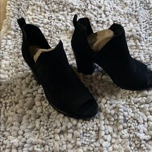 Vince Camuto Black Suede peep toe Booties
